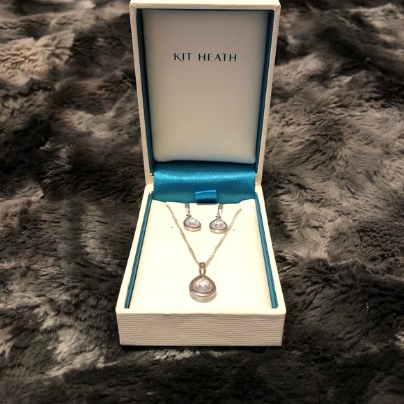 Kit Heath earring and necklace set - Picture 1 of 2